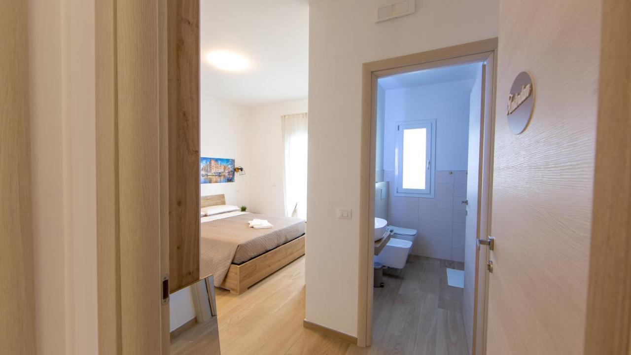 Aria Di Sale Bed and Breakfast Martinsicuro Exteriör bild
